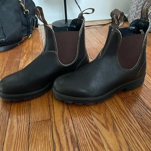 Blundstone’s Hardly Worn! Size 7 womens